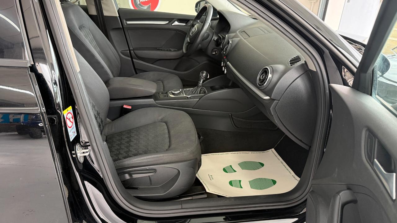 Audi A3 SPB 1.6 TDI 105 CV CR Ambition