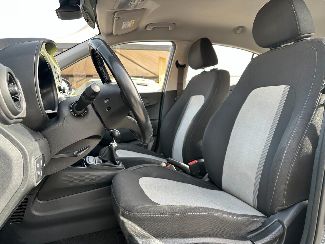 HYUNDAI i10 1.0 MPI Advanced