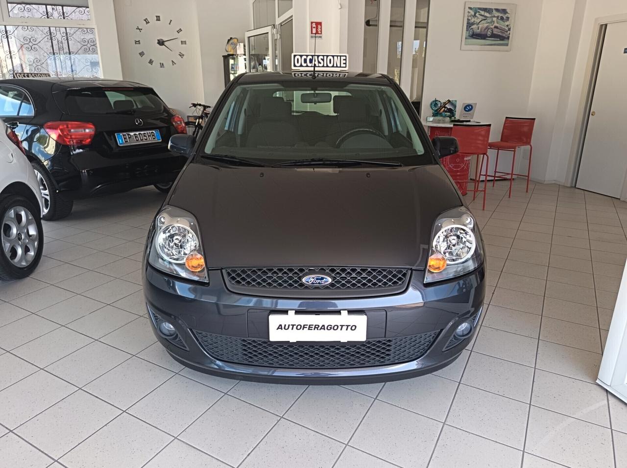 Ford Fiesta 1.4 TDCi 3p. Ghia 127000km