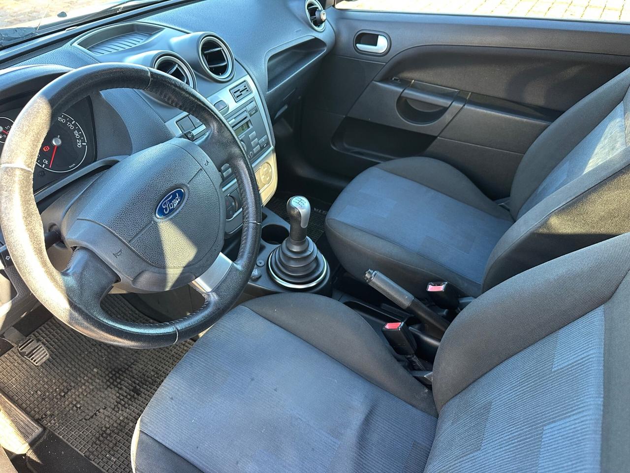 Ford Fiesta 1.2 benz 2007 NEOPATENTATI