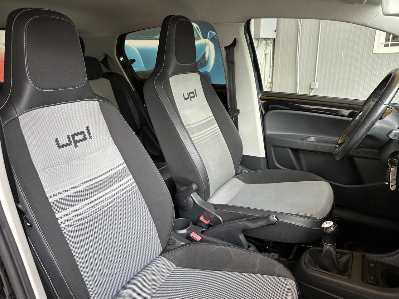 Volkswagen up! 1.0 Benzina 75 Cv