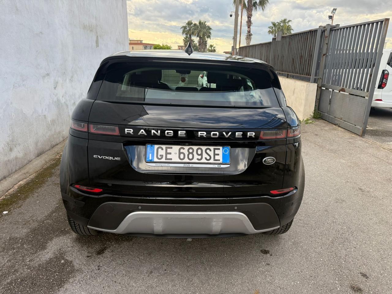 Land Rover Range Evoque 2.0D I4 163 CV R-Dynamic S