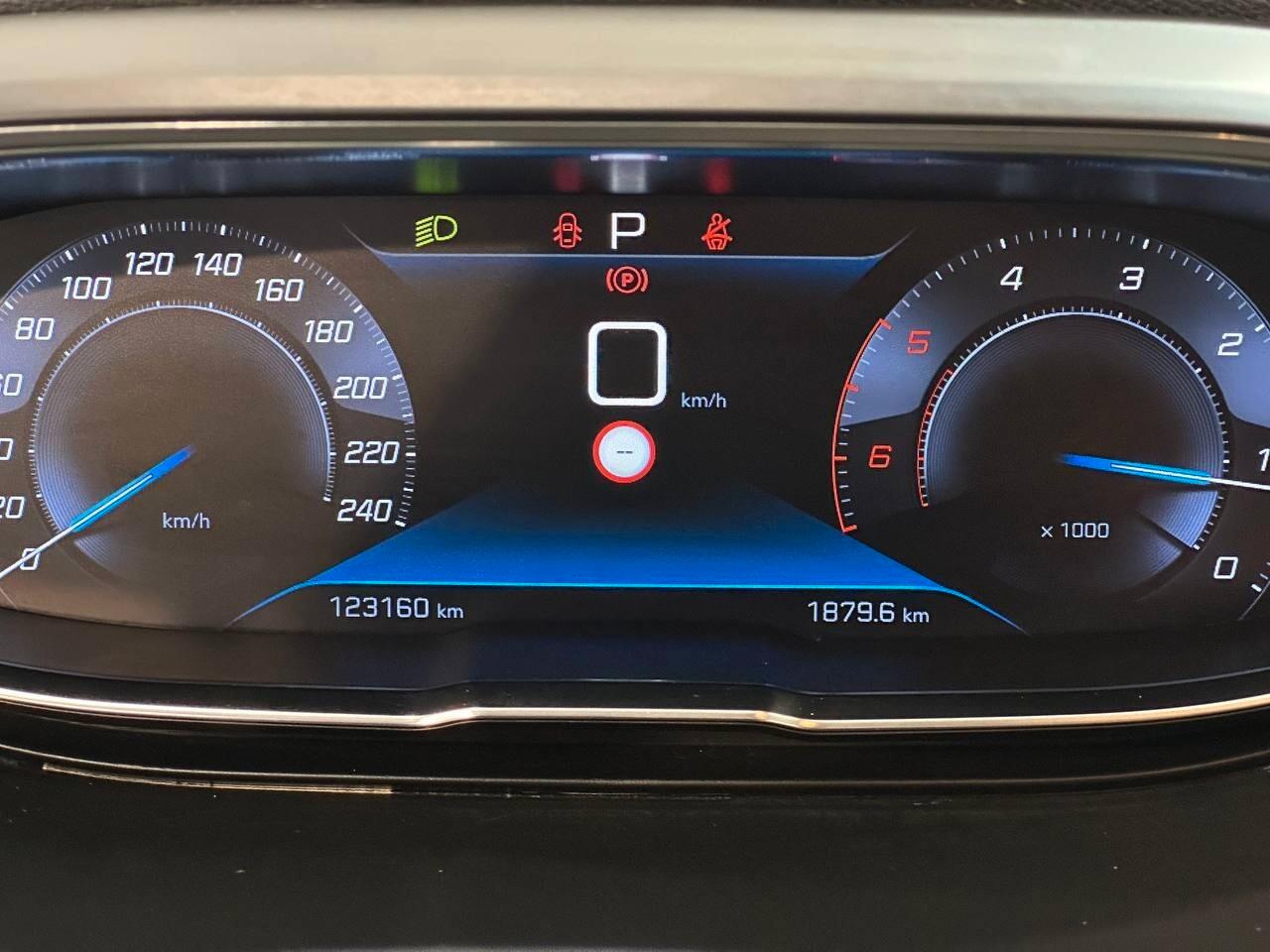 Peugeot 3008 BlueHDi 130 S&S EAT8 Allure