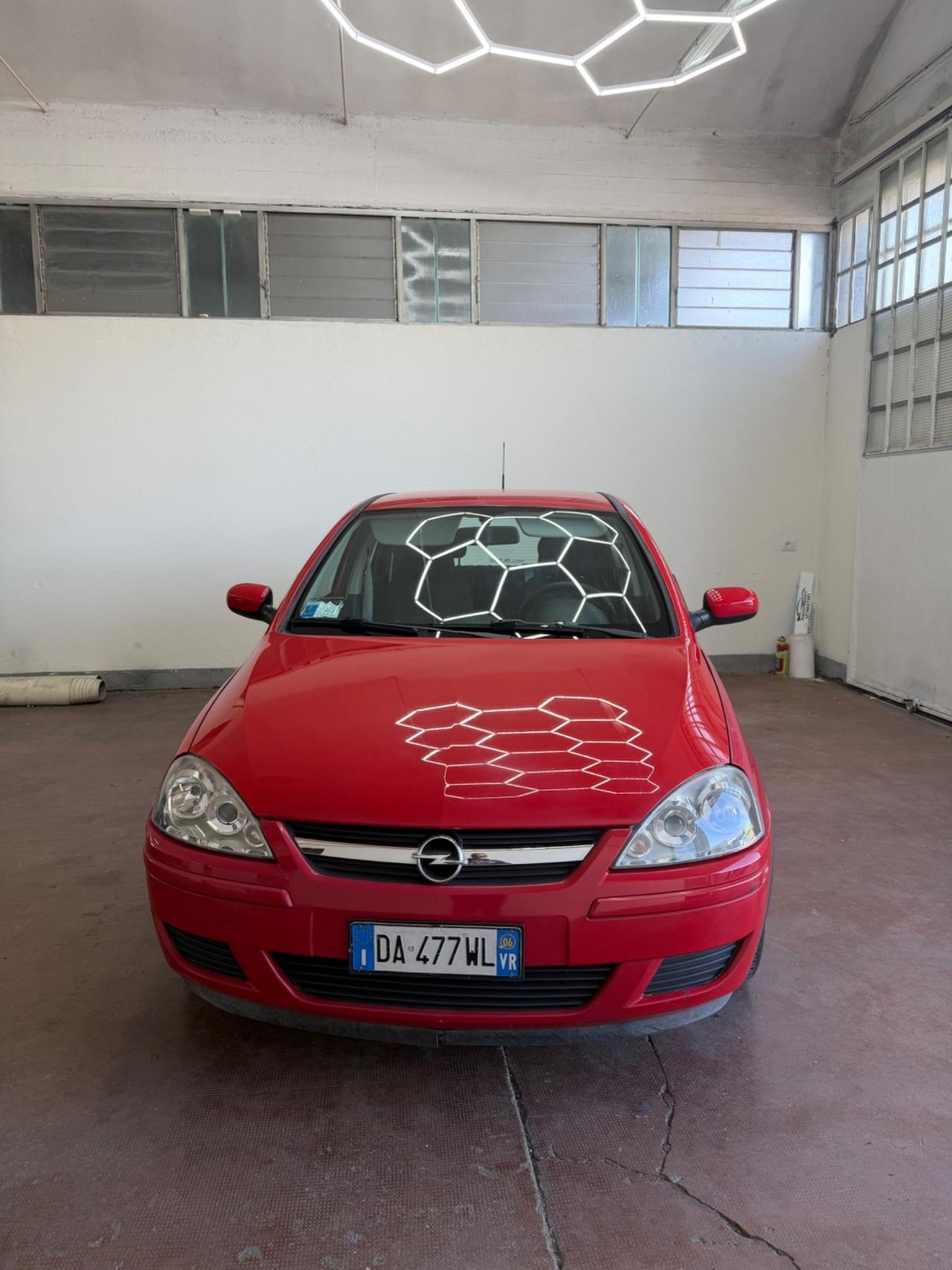 Opel Corsa 1.2 5 porte
