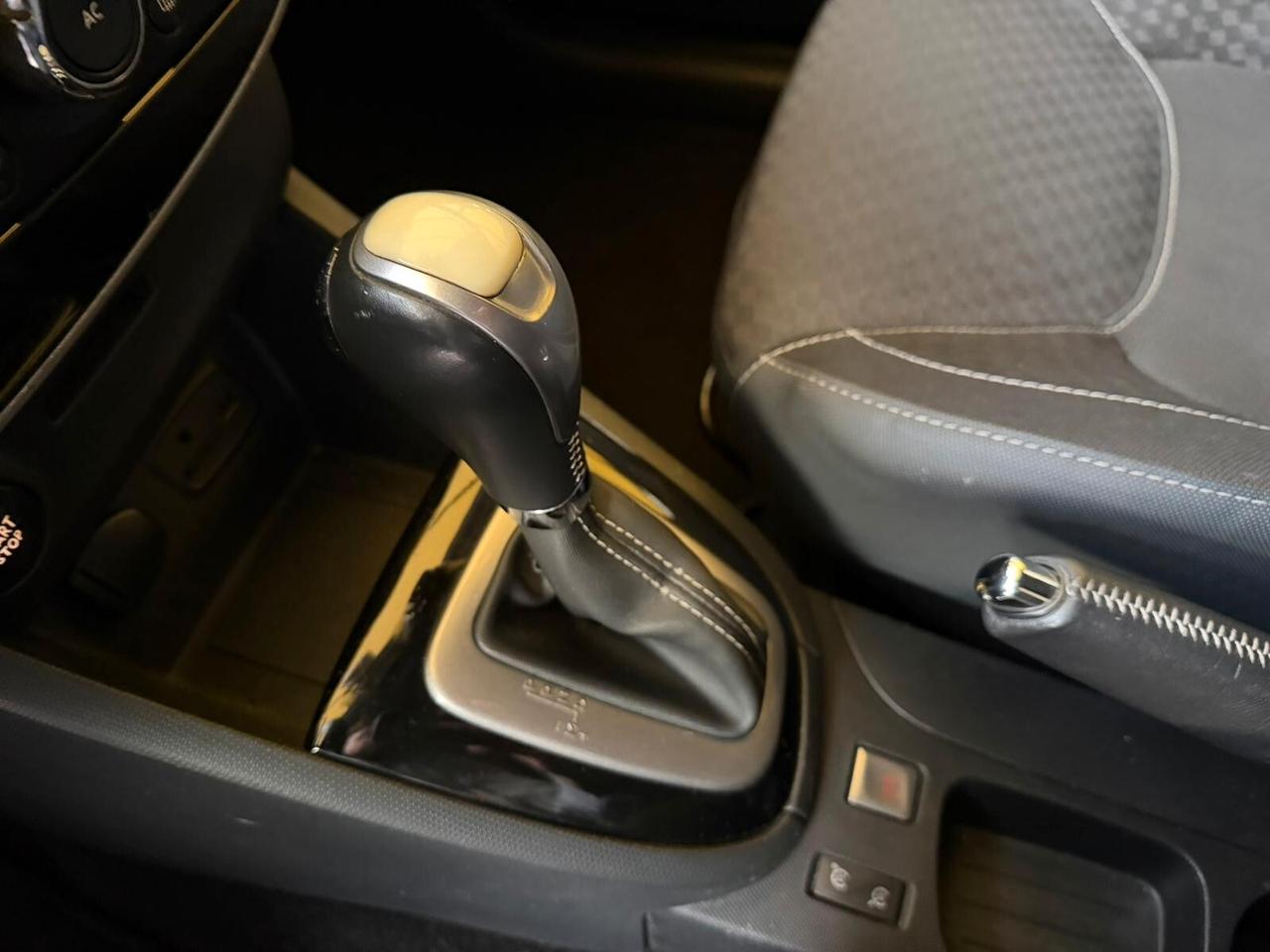 Renault Clio GT Line 1.2cc benzina 12 mesi garanzia-2014