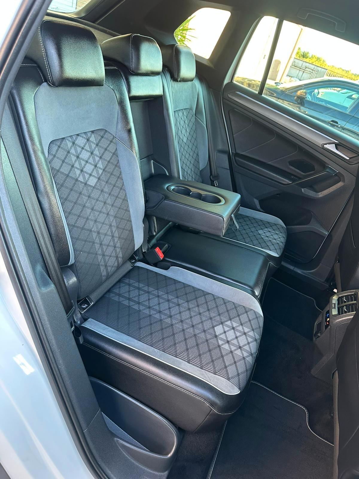 Volkswagen Tiguan 2.0 TDI 150 CV SCR DSG 4MOTION R-Line