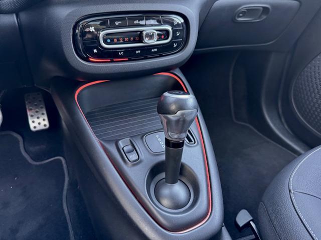 SMART ForFour EQ EDITION ONE PACK BRABUS+PELLE+TETTO+RCAM