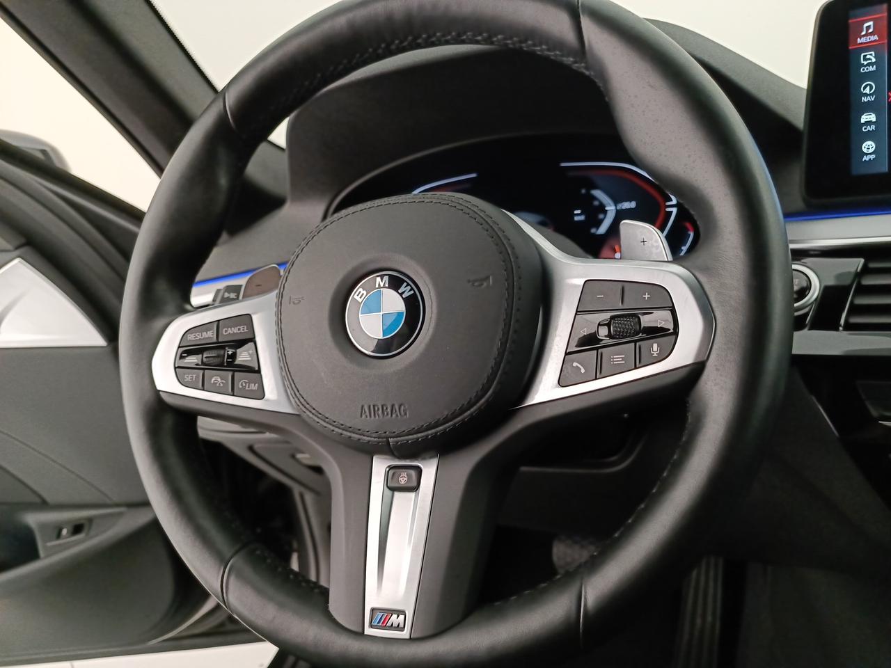 BMW 520d Touring mhev 48V xdrive Luxury auto