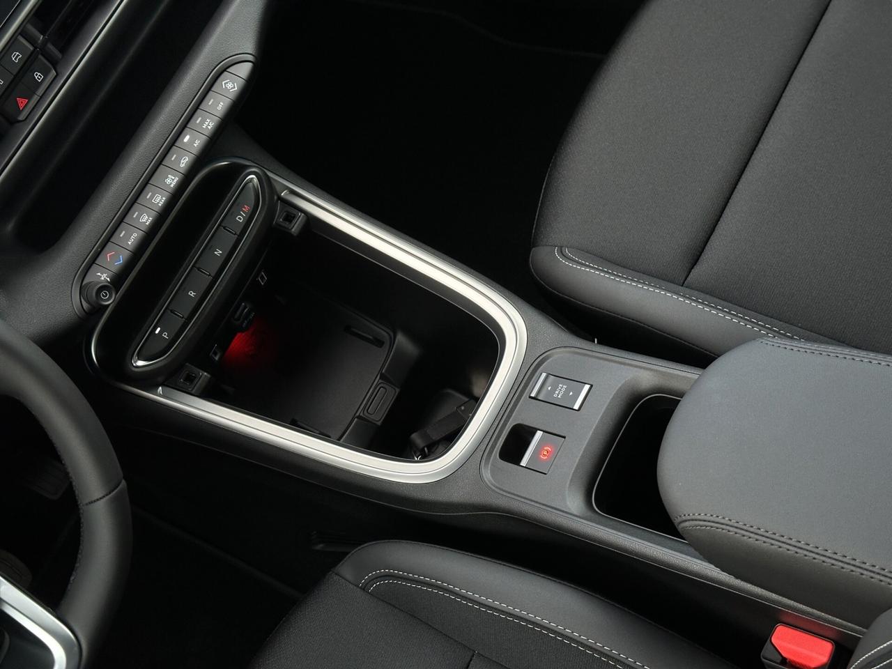 Jeep Avenger 1.2 Turbo 110 CV MHEV Summit