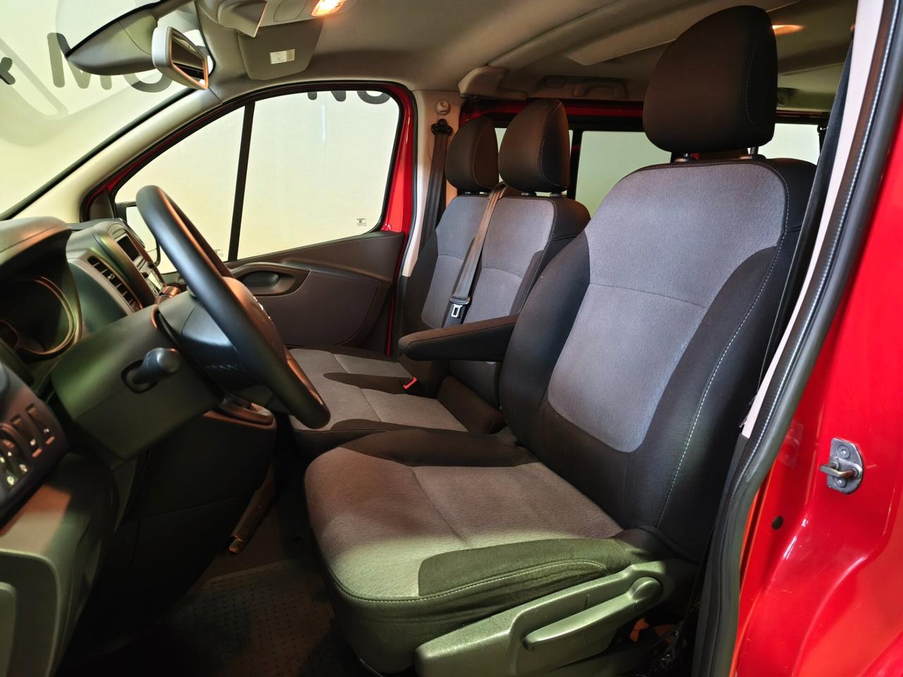 OPEL VIVARO 1.6CDTI 95CV L1H1 GANCIO TRAINO 9POSTI