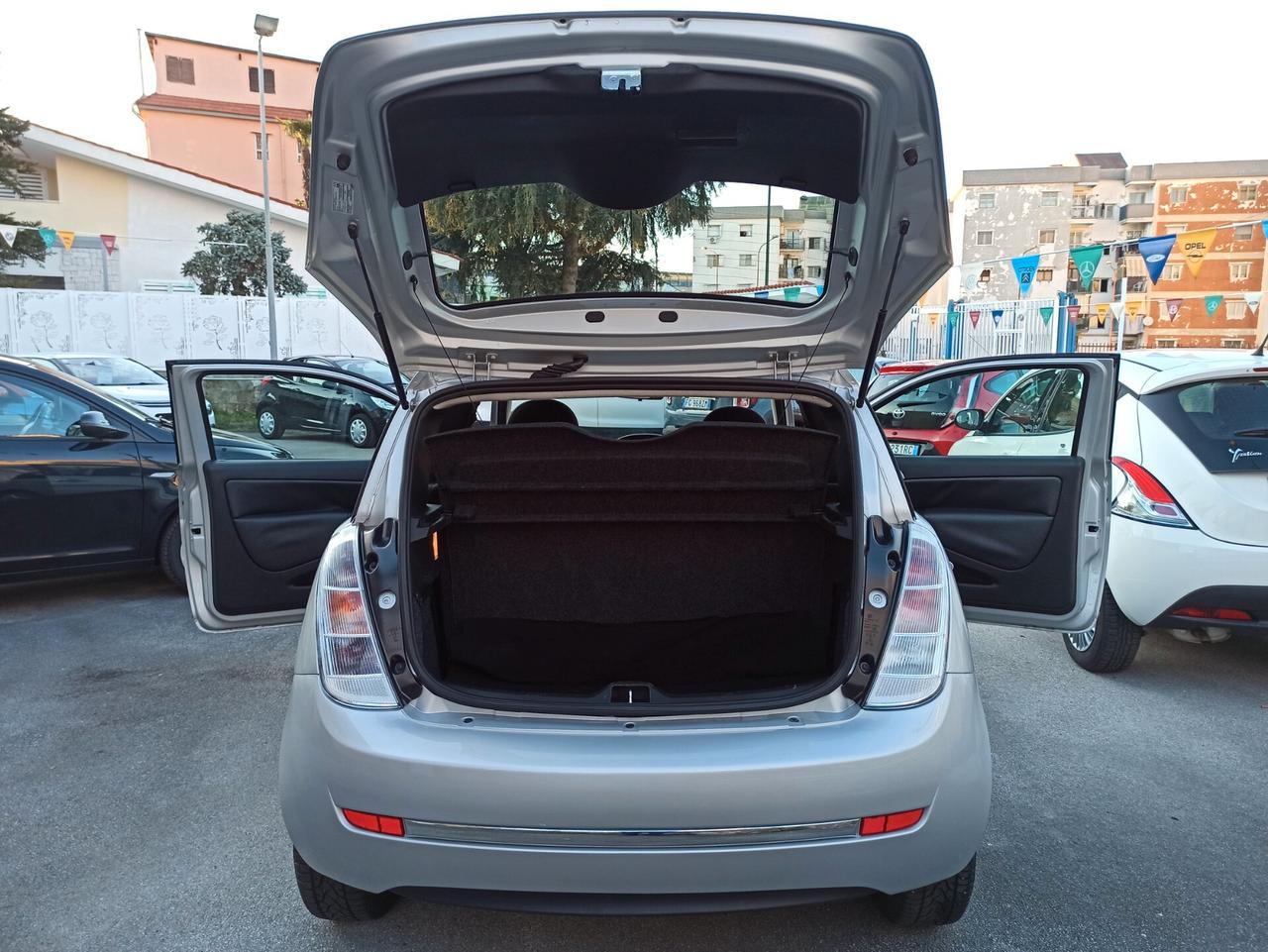 Lancia Ypsilon 1.2 69 CV Diva