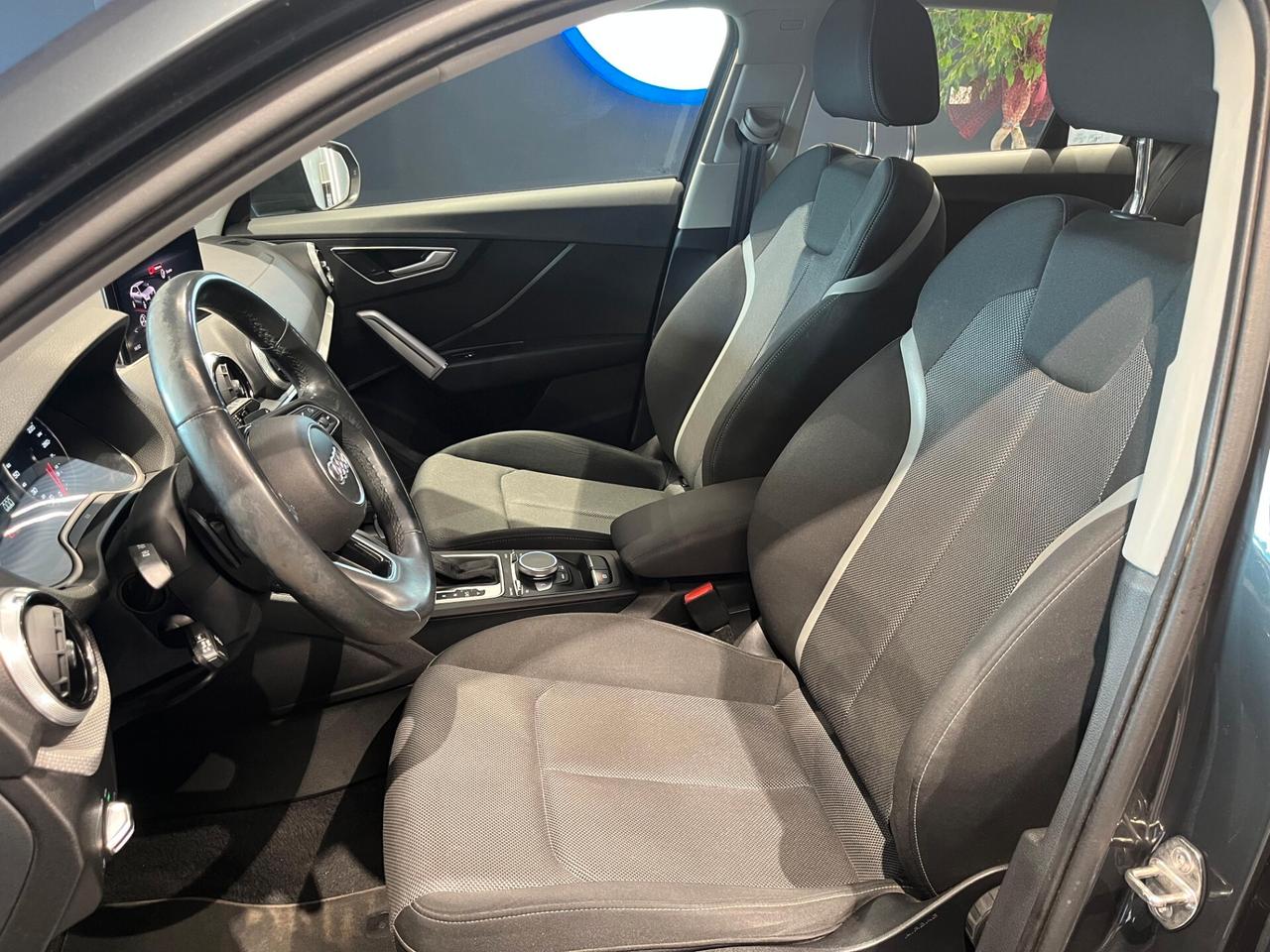 Audi Q2 30 TDI S tronic Business