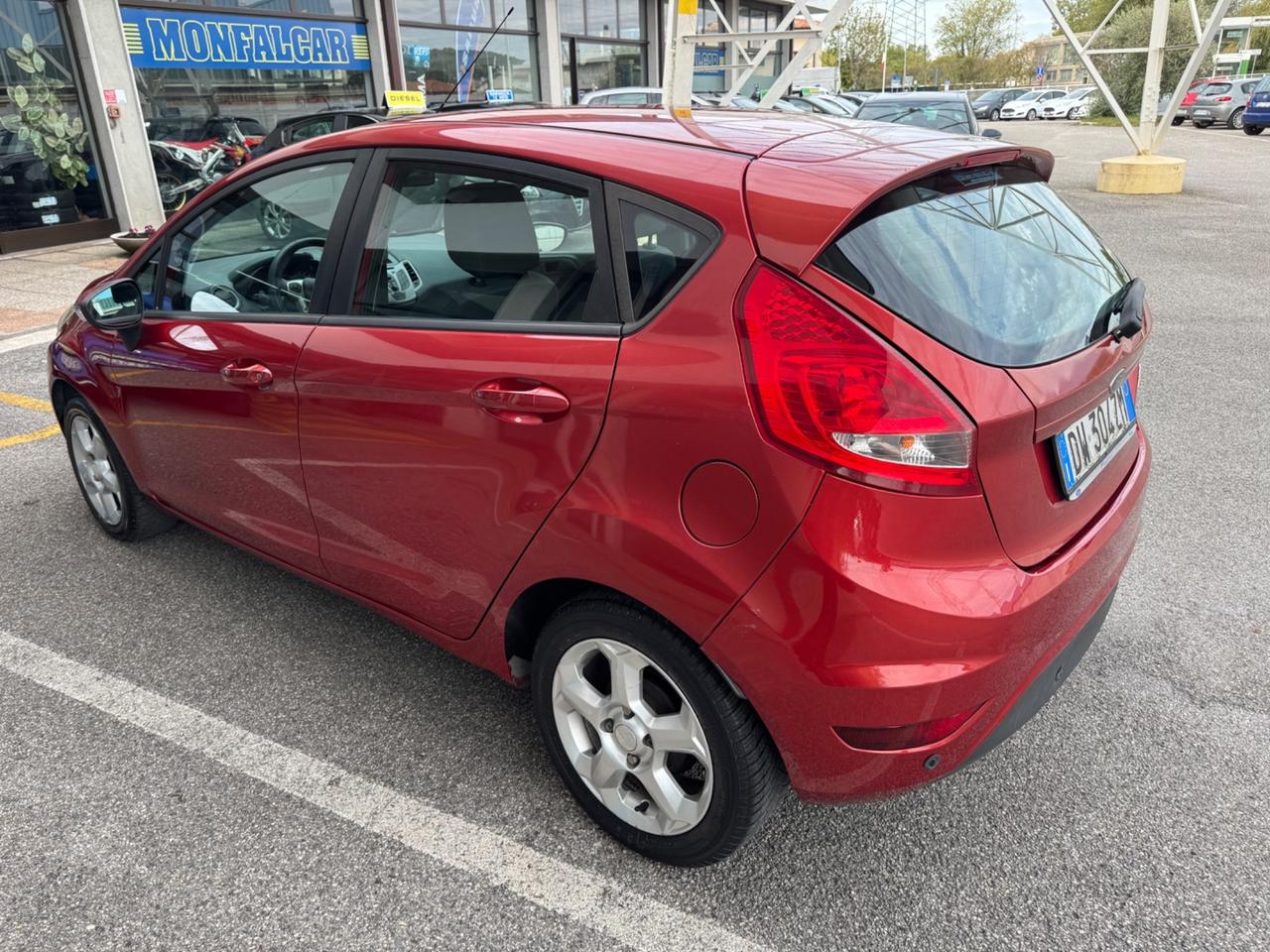 Ford Fiesta 1.2 82CV 5 porte 2010