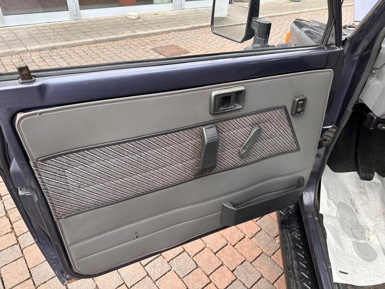 Toyota Land Cruiser II 2.5 turbodiesel Hard-top BJ73