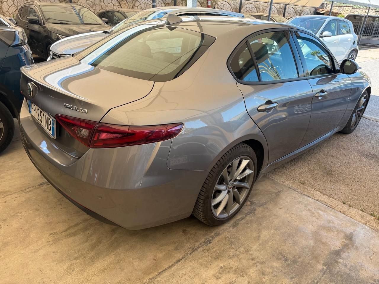 Alfa Romeo Giulia 2018 2.2 150 CV AT8 Super