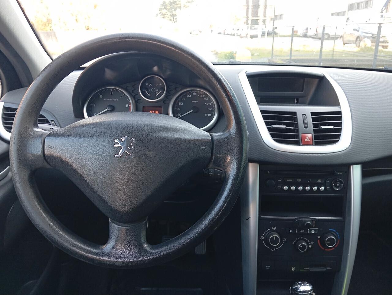 Peugeot 207 1.4 HDi 70CV 5P. Energie