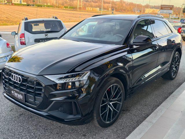 AUDI Q8 50 TDI 286 MHEV Sport s-line