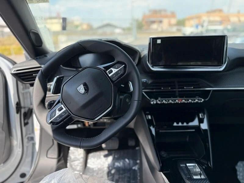 Peugeot 2008 Hybrid 145 e-DCS6 Allure