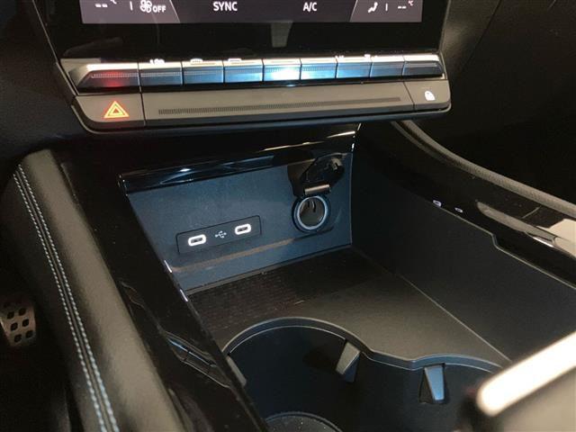 RENAULT Austral 1.2 E-Tech full hybrid 200cv Techno Esprit