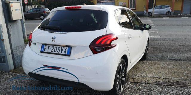 PEUGEOT 208 5 porte Allure NeoPatentati