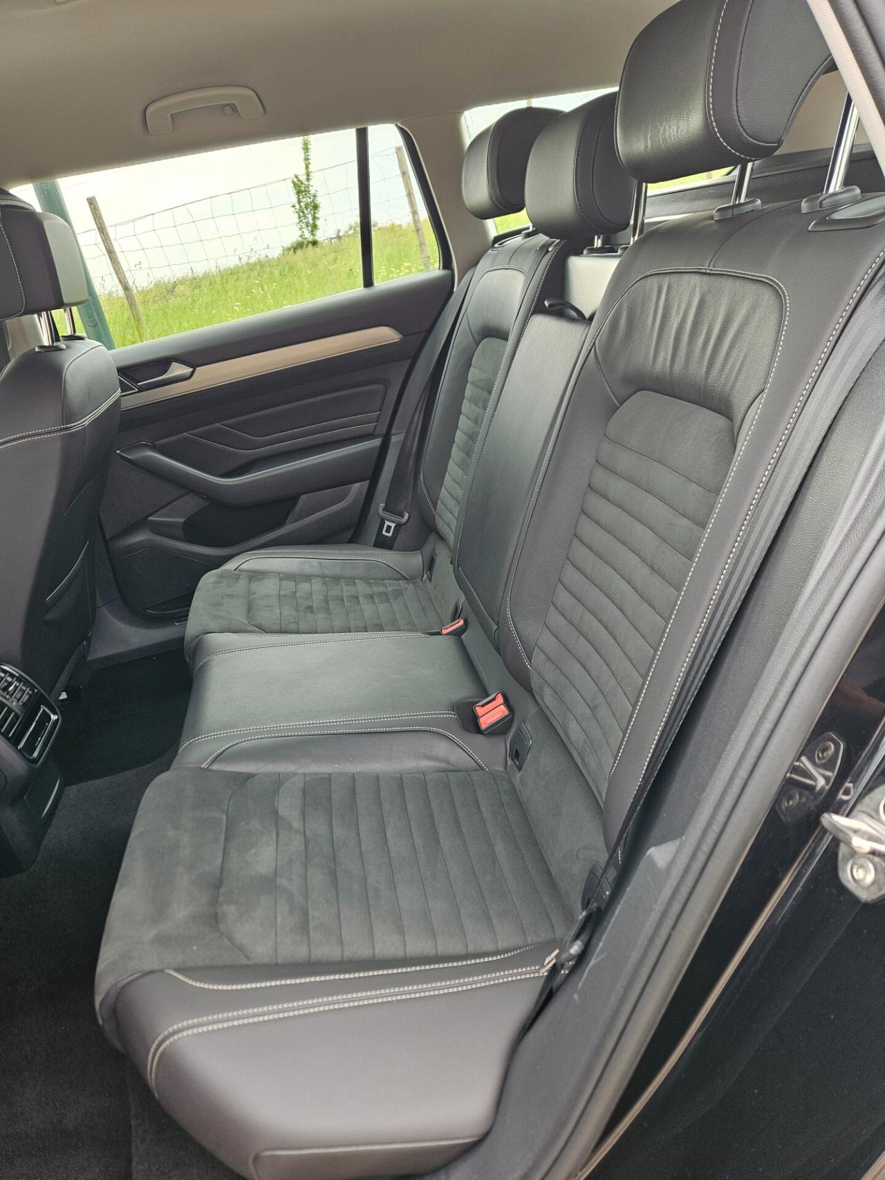 Volkswagen Passat Variant 1.5 TSI ACT DSG Business