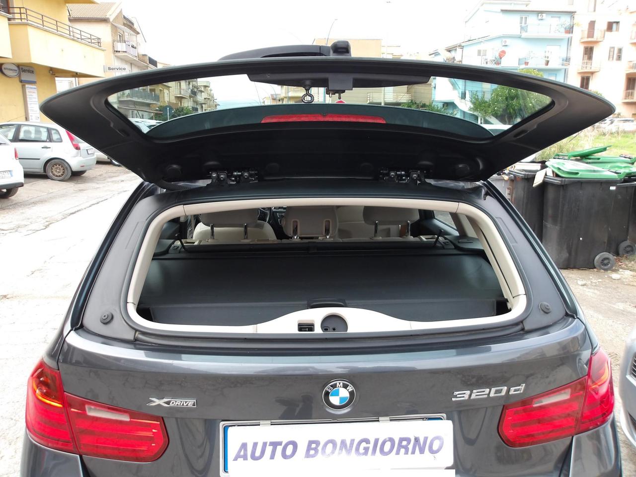 BMW Serie 3 Touring 320d Touring xdrive Modern