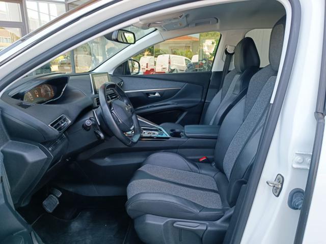 PEUGEOT 3008 BlueHDi 130 S&S EAT8 Allure