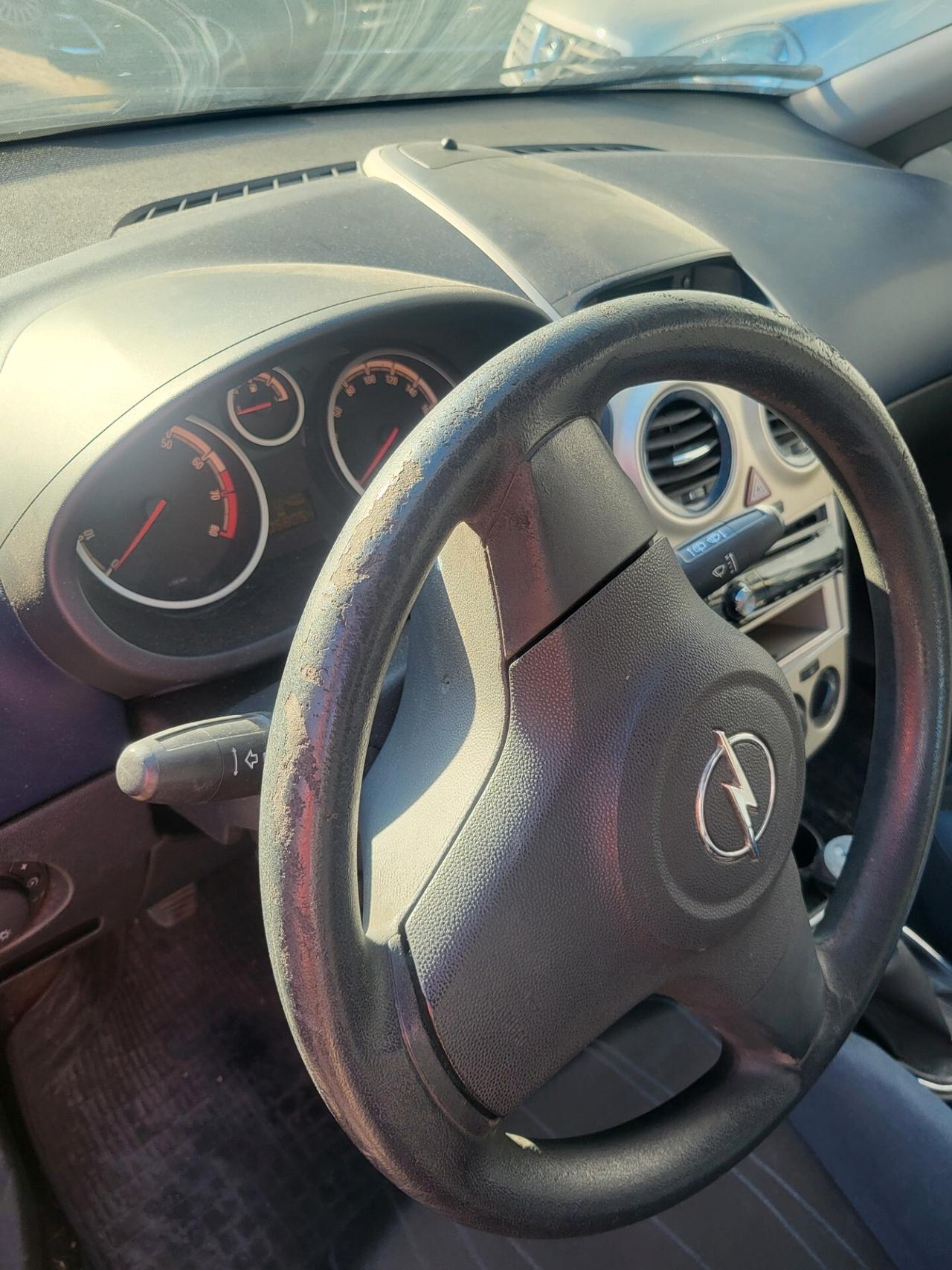 Opel Corsa 1.0 12V 5 porte Club