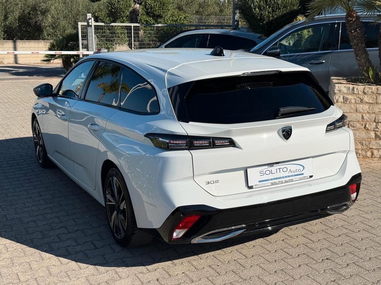 Nuova Peugeot 308 130 EAT8 SW Allure Pack