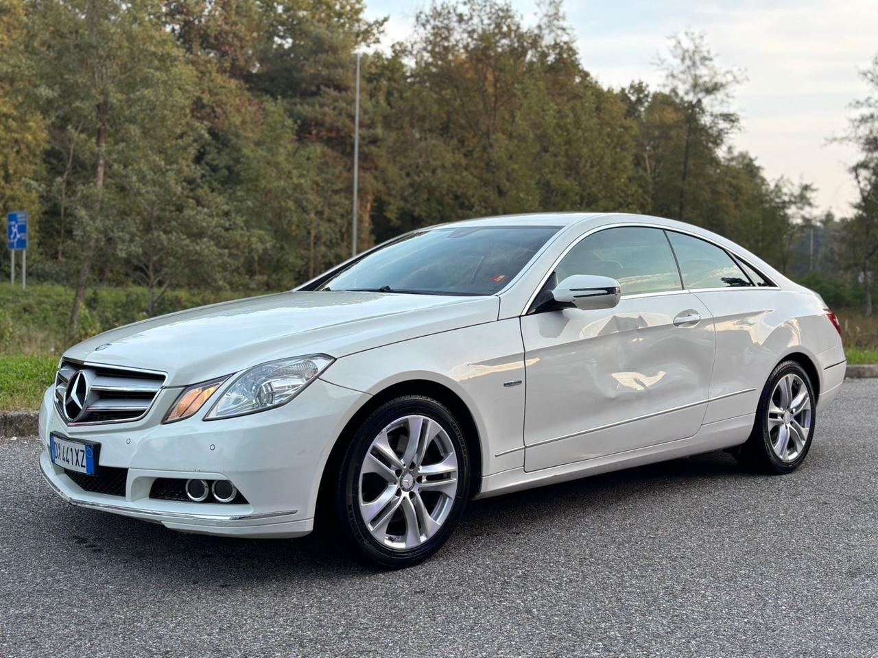 Mercedes-benz E 250 CDI Coupé BlueEFFICIENCY Executive