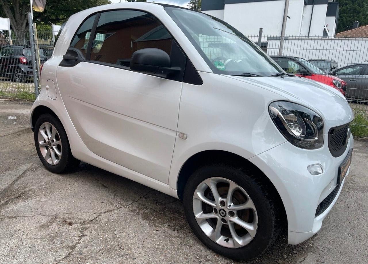 Smart ForTwo 1.0 71cv Coupe Clima cambio Automatico