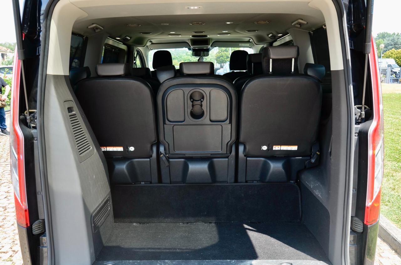 FORD TOURNEO CUSTOM 2.0 ECOBLUE TITANIUM X 185cv AUTO, 8 POSTI, UFF ITALIANA, SERVICE UFF FORD, EURO 6D, RETROCAMERA, APPLE ANDROID, PERMUTE