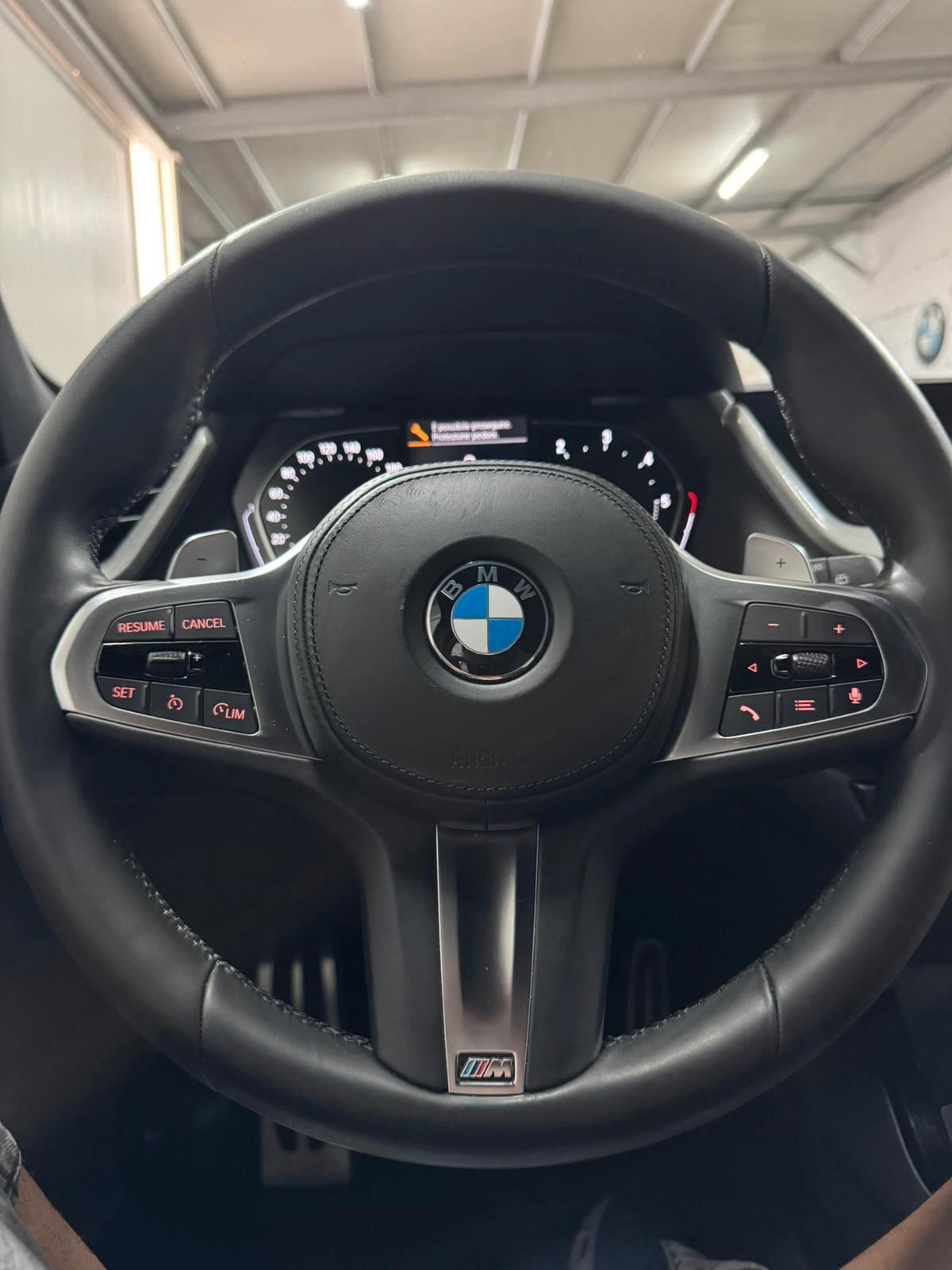 Bmw 118 118d 5p. Msport