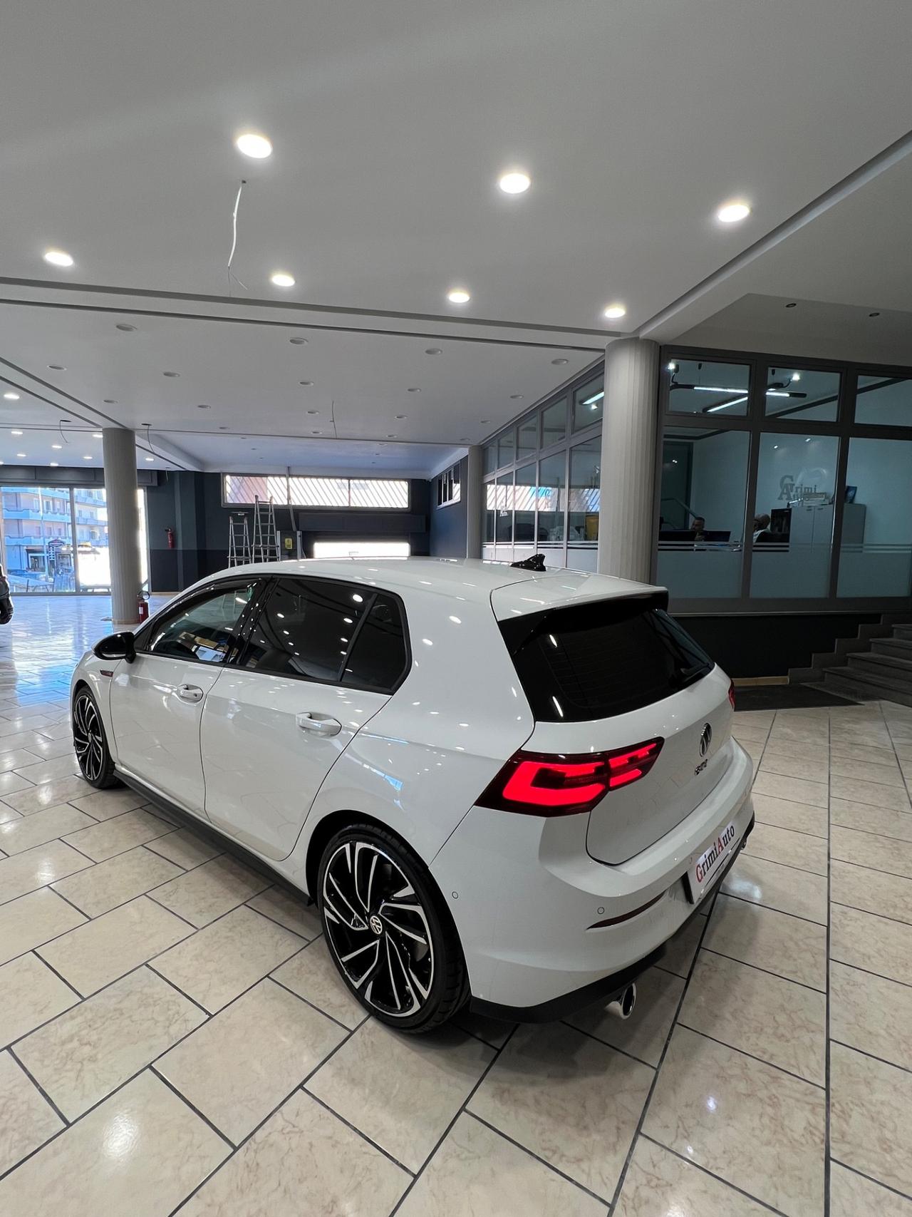 Volkswagen Golf GTI 2.0 TSI DSG