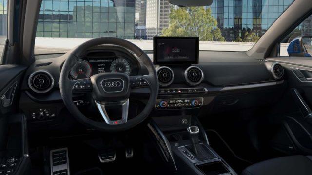 AUDI Q2 40 TFSI quattro S tronic Business