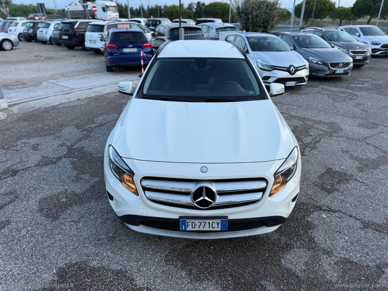 MERCEDES-BENZ GLA 180 d Automatic Executive