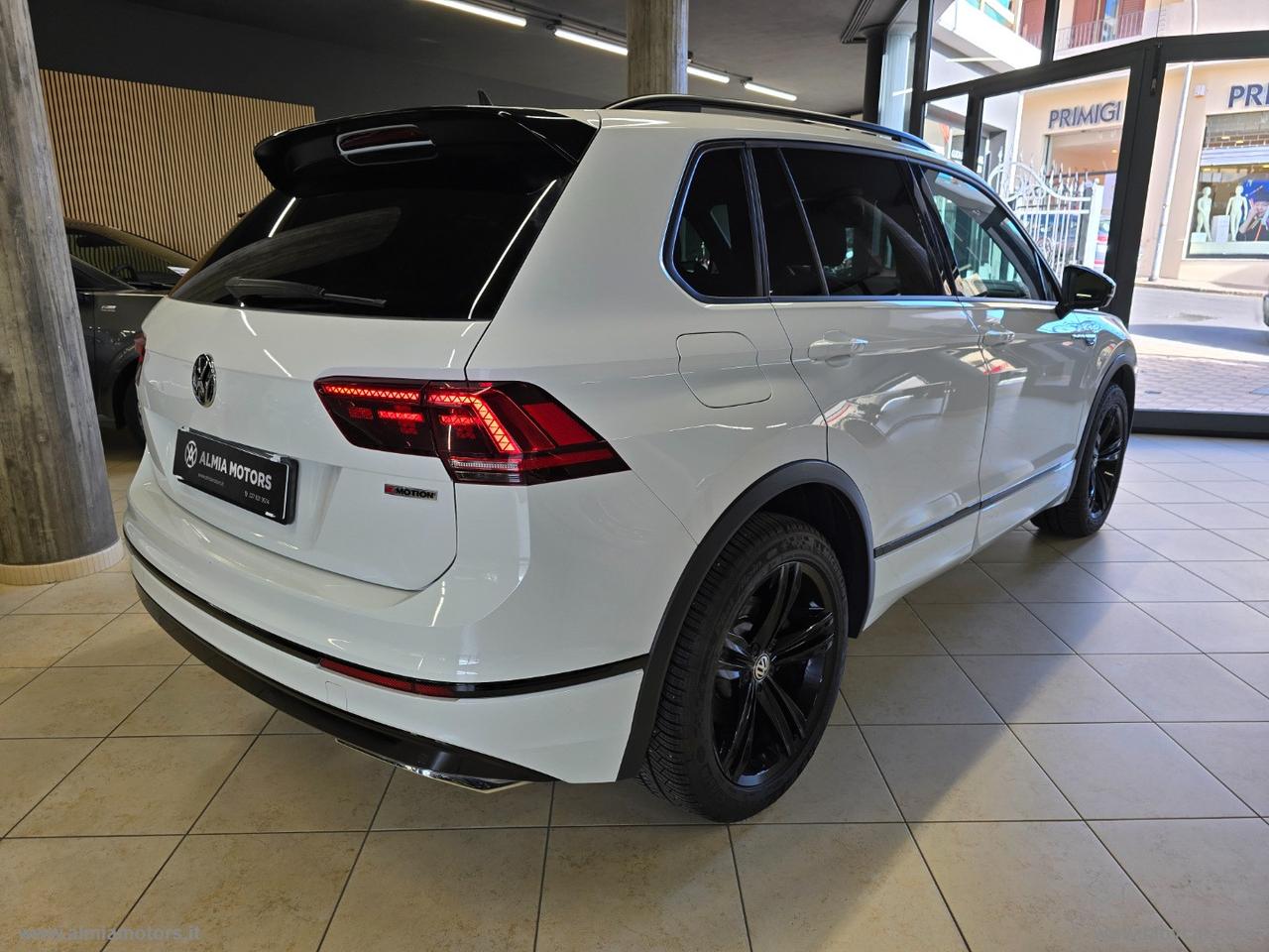 VOLKSWAGEN Tiguan 2.0 BiTDI DSG 4MOTION R-LINE 240 CV