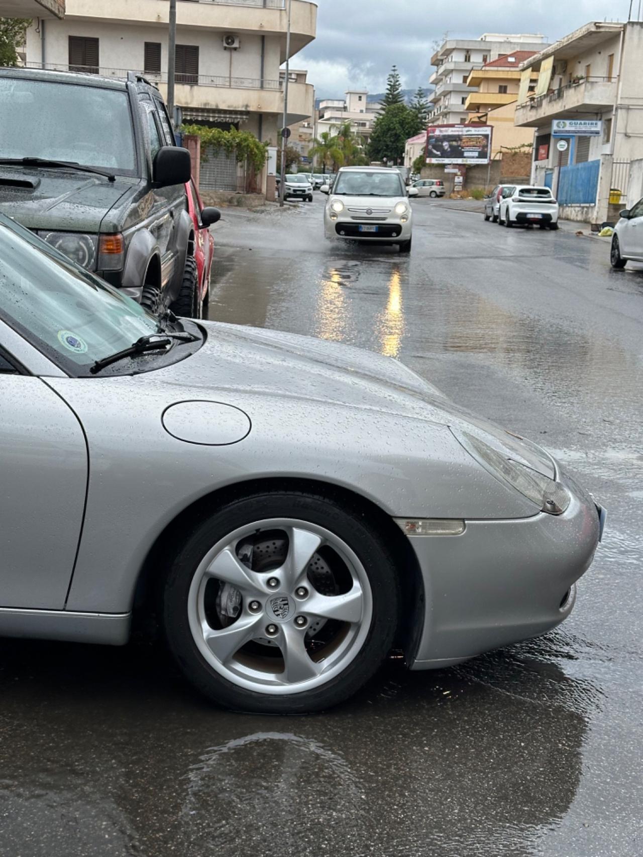 Porsche Boxster 2.7i 24V cat