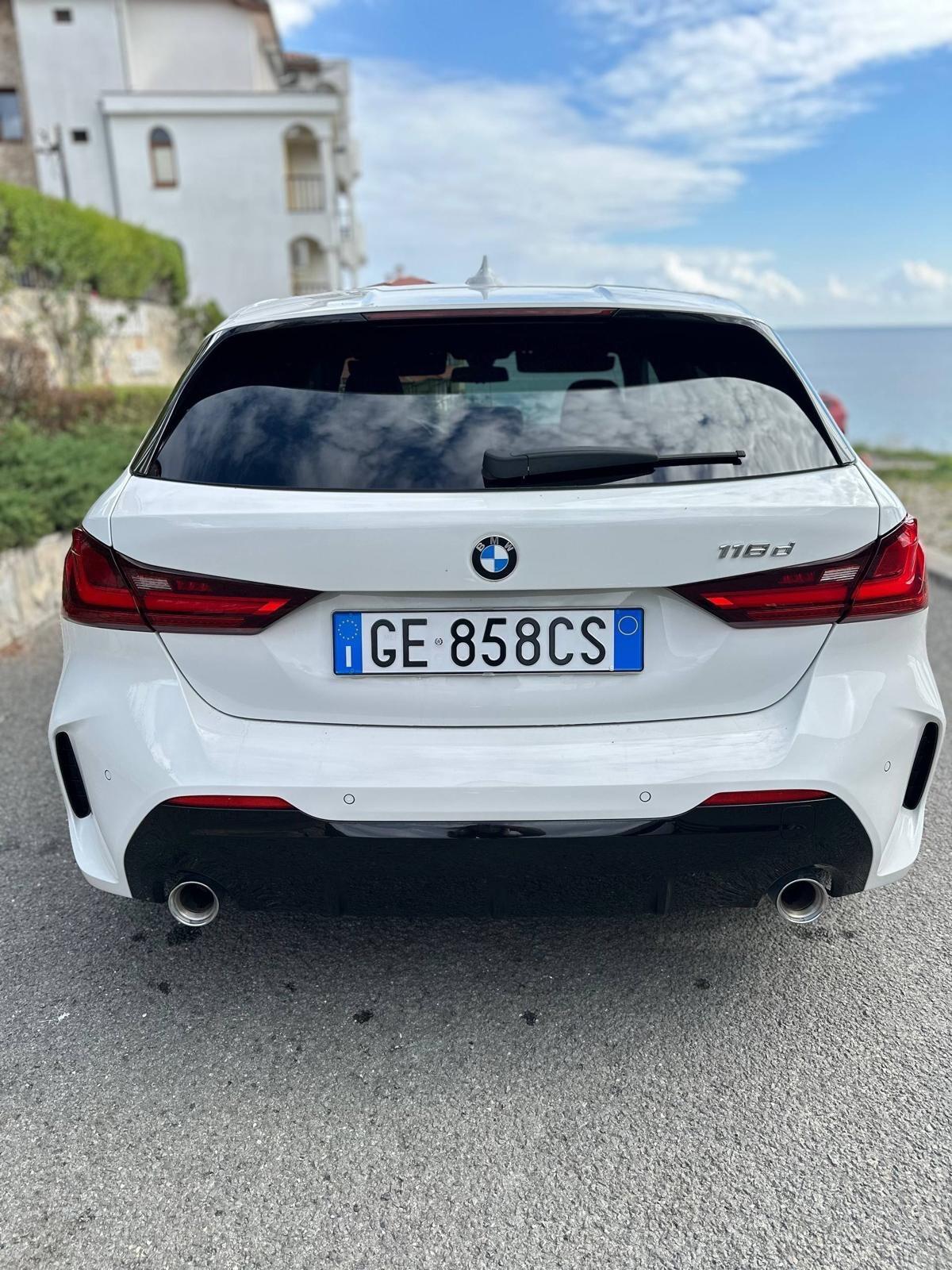 Bmw 118 118d 5p. Msport