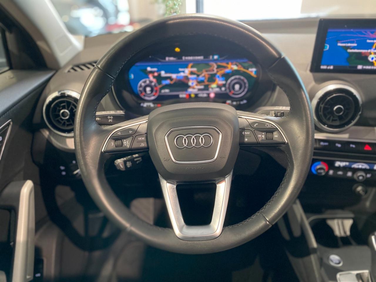 Audi Q2 35 TDI quattro S tronic Sport TETTO