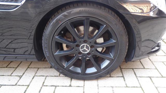 MERCEDES-BENZ SLK 200 CGI Sport