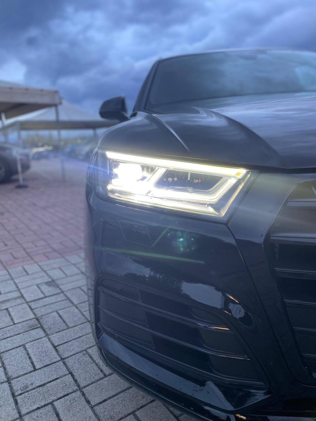 Audi Q5 40 TDI quattro S tronic line plus