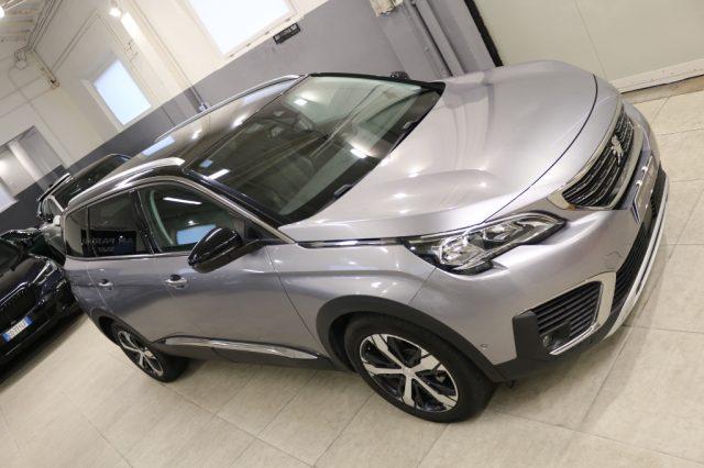 PEUGEOT 5008 BlueHDi 120 Allure 7 POSTI DISTRIBUZIONE ESEGUITA
