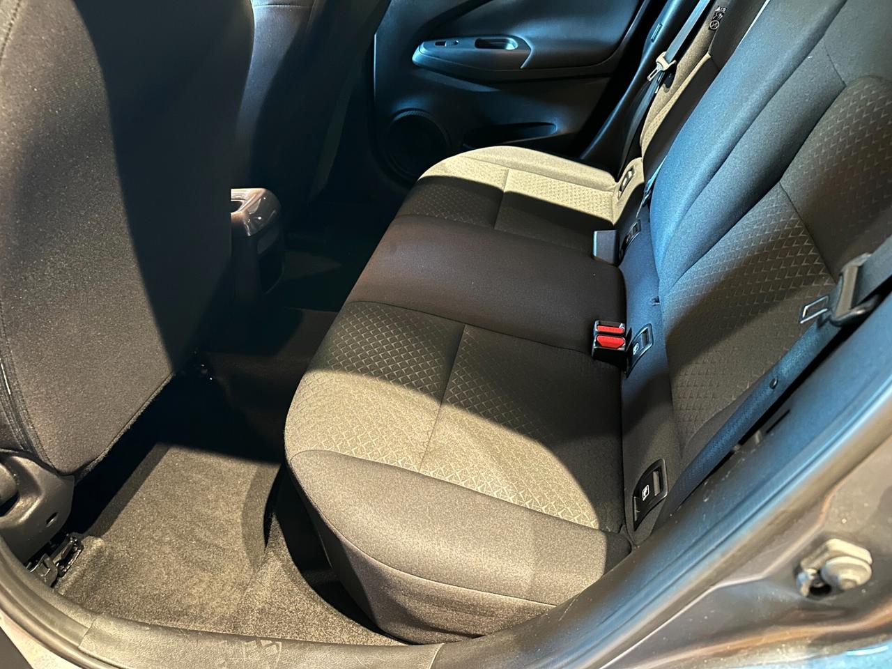 Nissan Juke 1.0 DIG-T 114 CV Acenta Business