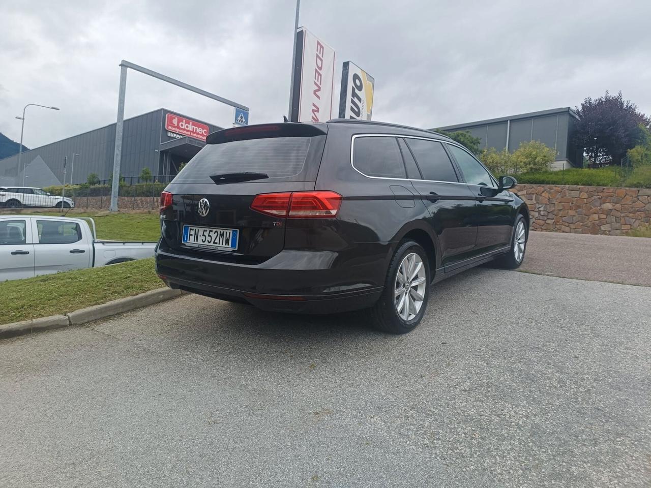 Volkswagen Passat Variant 1.6 TDI SCR DSG Business BMT