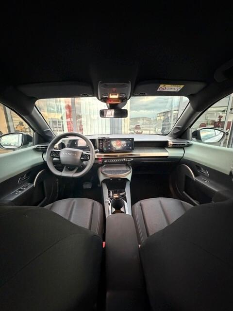 Lancia Ypsilon Hybrid e-DCT – Edizione Limitata Cassina