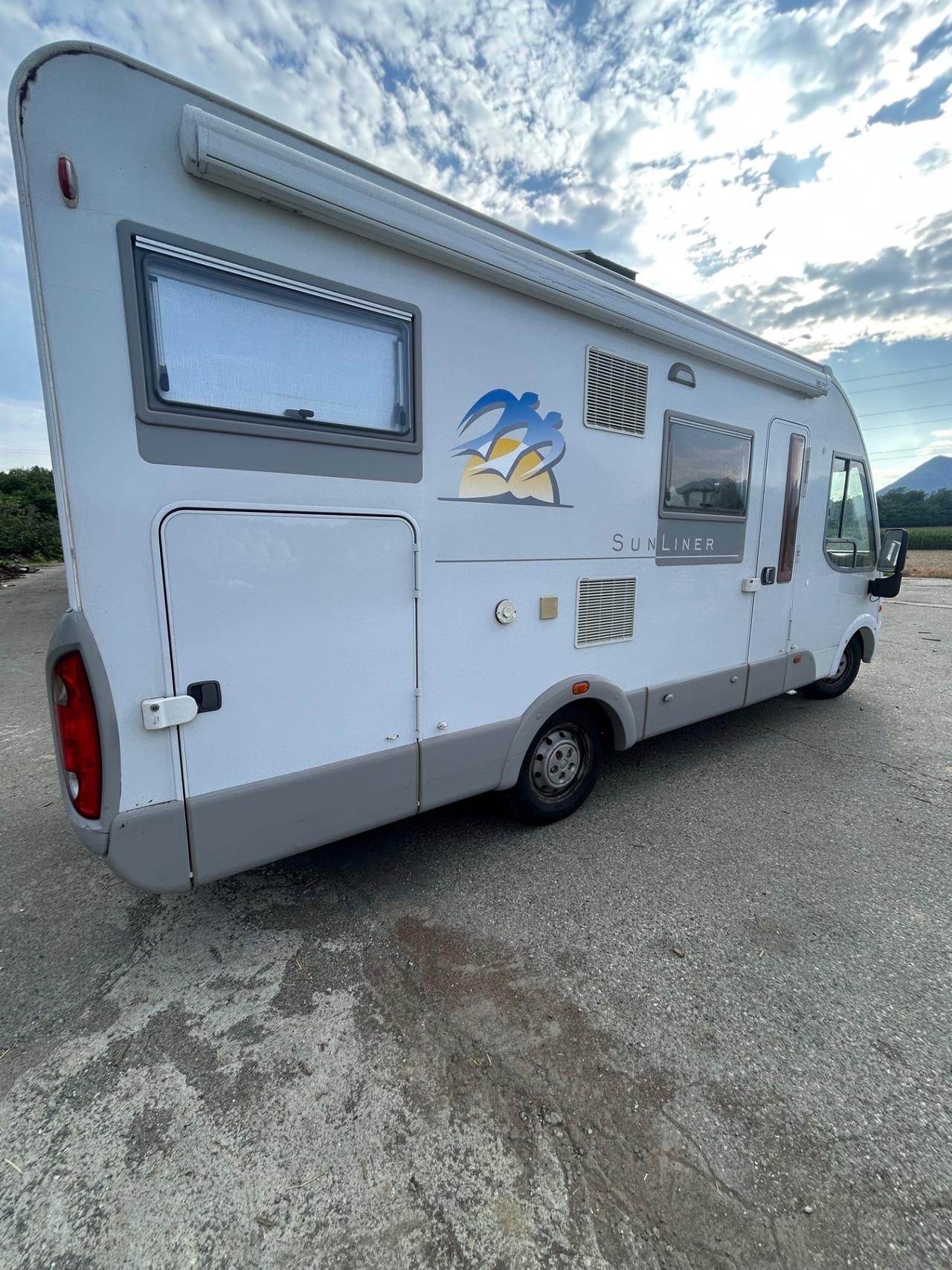 054 motorhome KNAUSS sunliner del 2006 in saldo