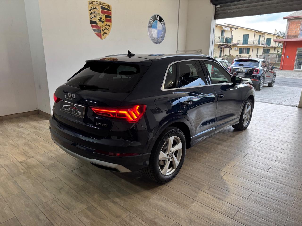 Audi Q3 35 TDI S tronic Business Advanced