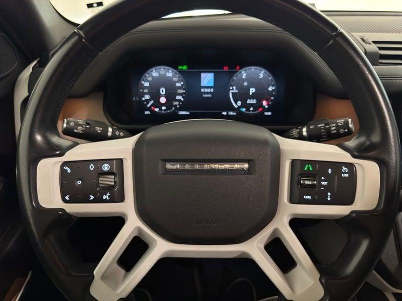 Land Rover Defender 3.0D I6 200 110 X-Dynamic SE AWD auto.