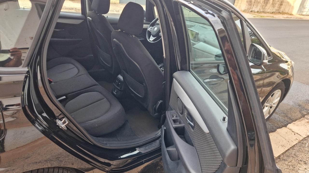 Bmw 216d Active Tourer Advantage